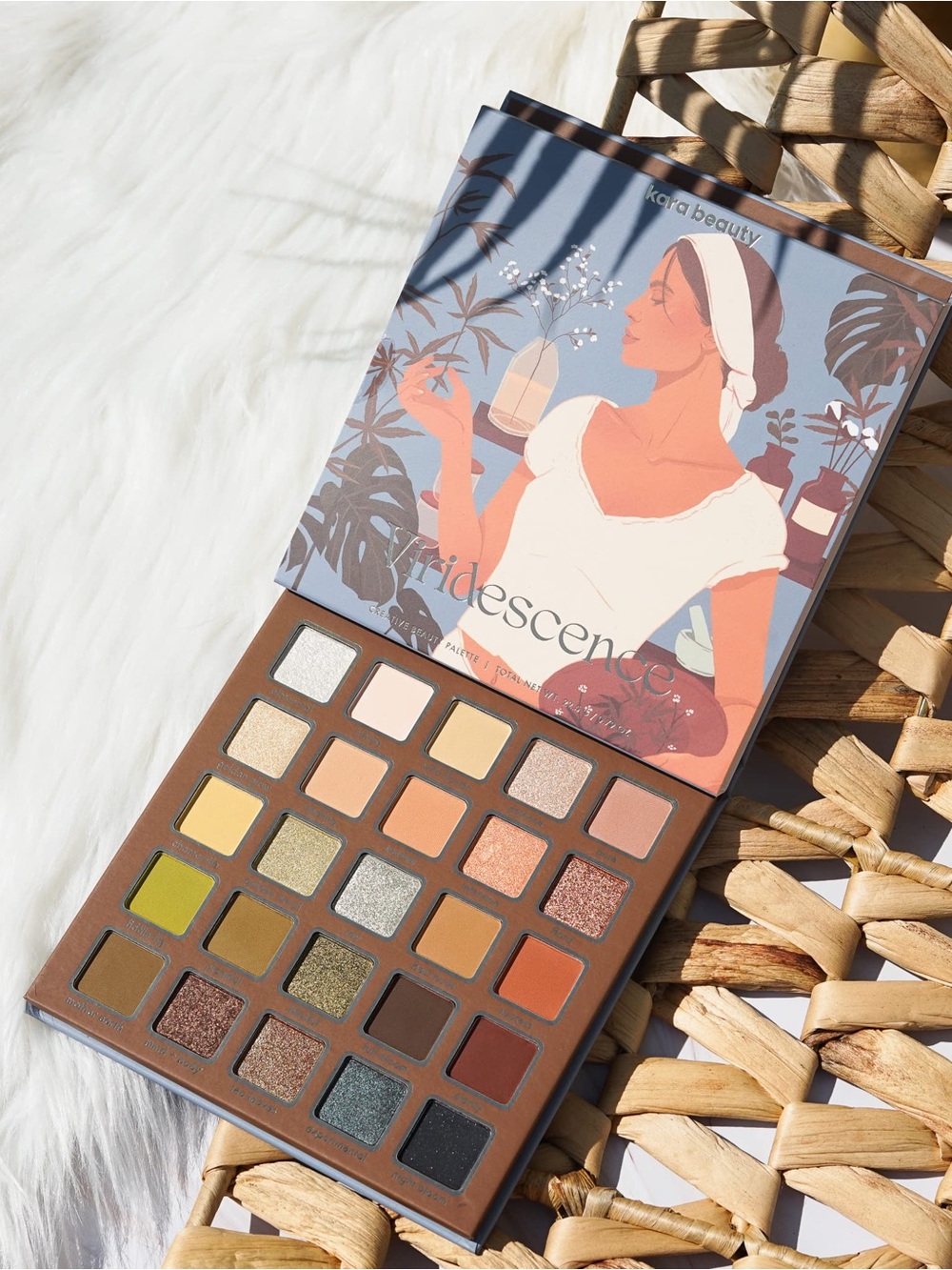 Kara beauty Viridescence 25 eyeshadow palette New